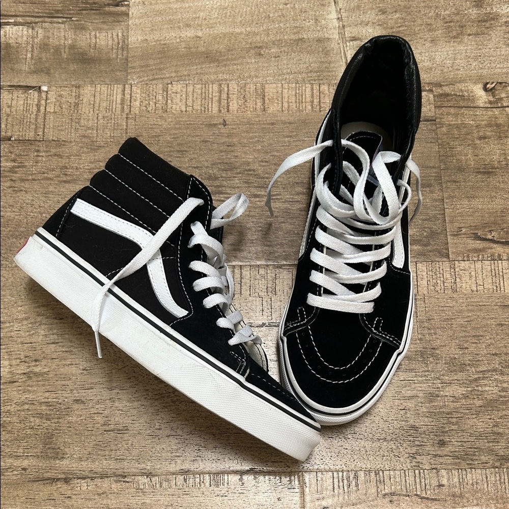 Vans Sk8-Hi Sneakers - Never Worn